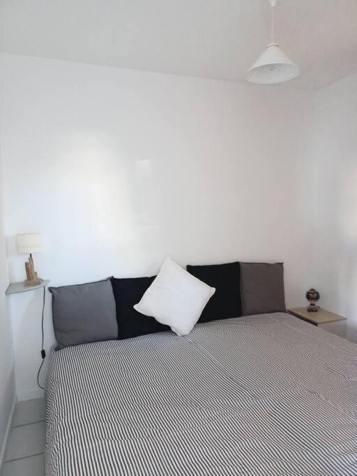 Plain-Pied, Terrasse, Piscine, Pleine Vue Mer, Plage A 6' A Pied, Parking, Wifi Флёри Экстерьер фото